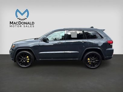 Used 2017 Jeep Grand Cherokee Altitude