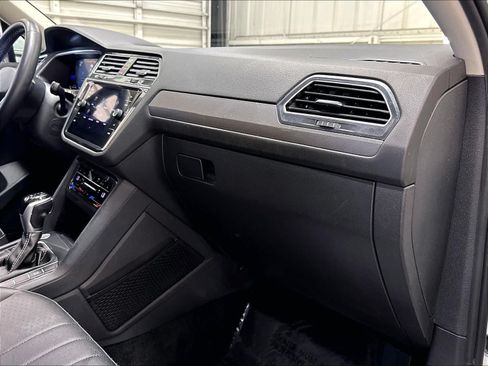 Used 2023 Volkswagen Tiguan SE FWD image 29