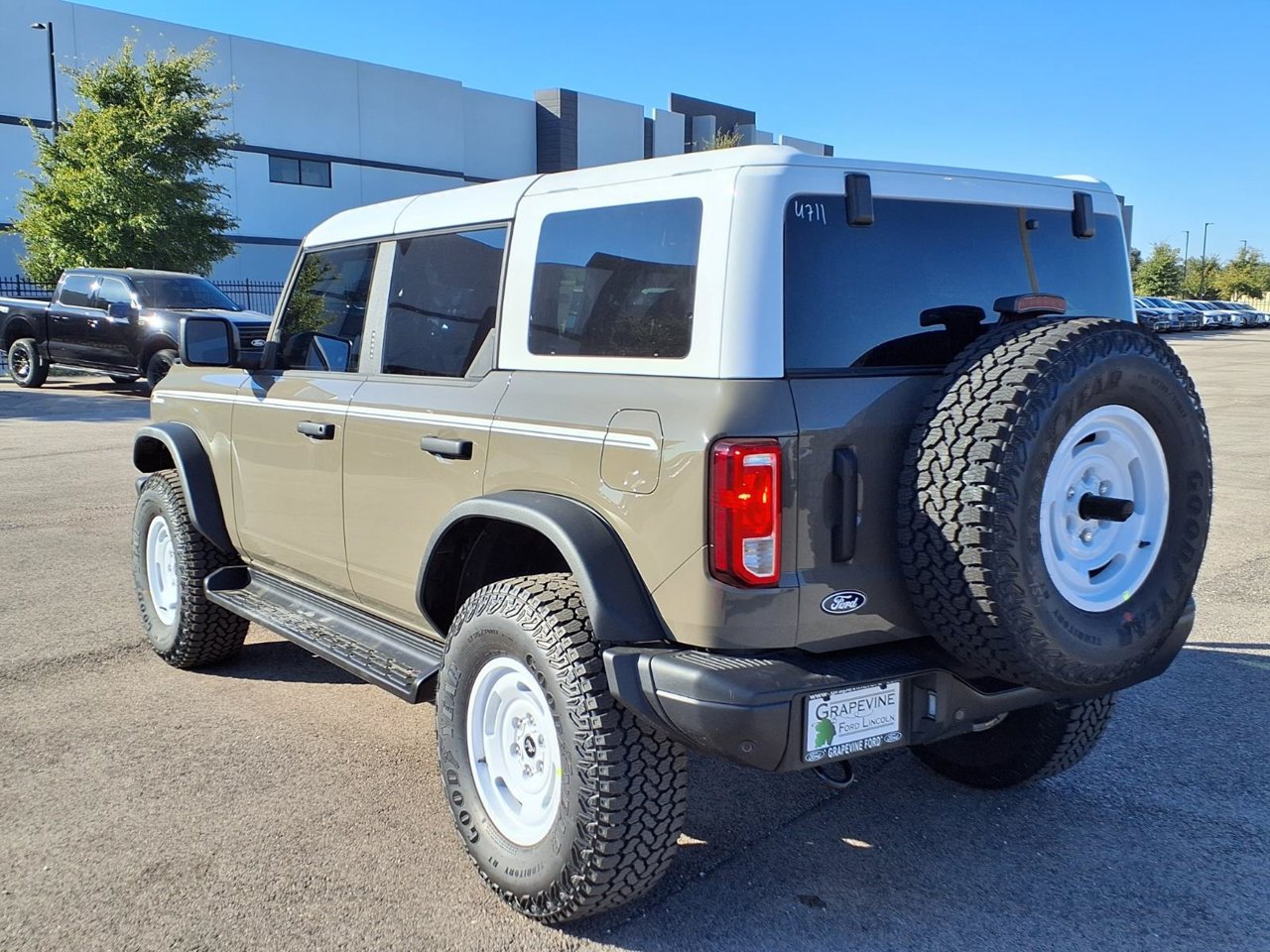 New 2026 Ford Bronco Heritage Edition AWD/4WD image 6