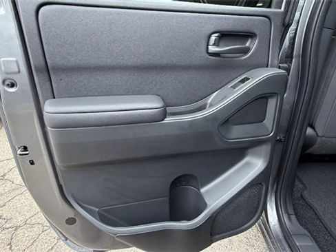 New 2026 Nissan Frontier SV w/ Tow Package image 14