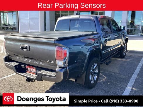 Used 2018 Toyota Tacoma Limited image 7