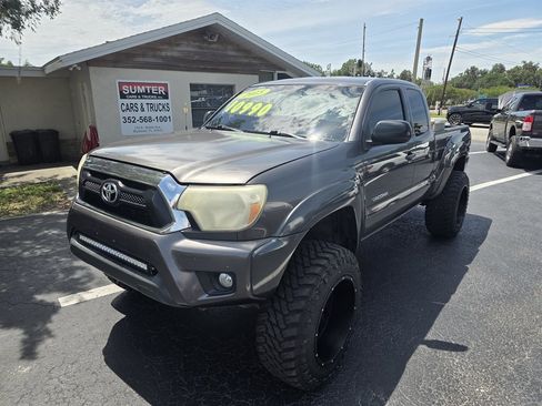Used 2015 Toyota Tacoma PreRunner w/ SR5 Package RWD image 1