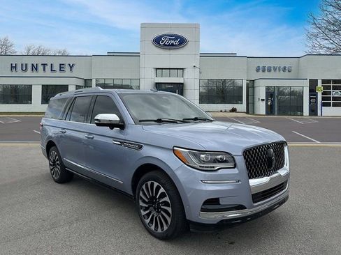 Used 2023 Lincoln Navigator L Black Label image 4