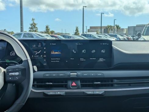 New 2026 Kia K4 GT-Line image 17