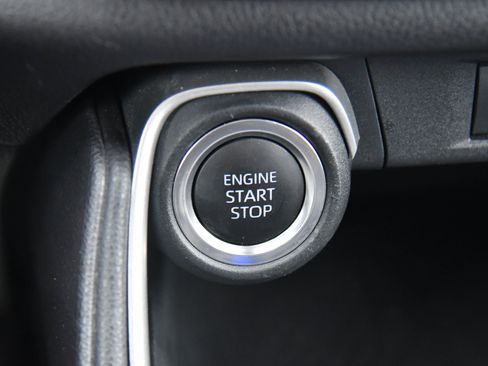 Used 2025 Toyota Grand Highlander AWD image 33