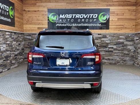 Used 2020 Honda Pilot Touring image 11