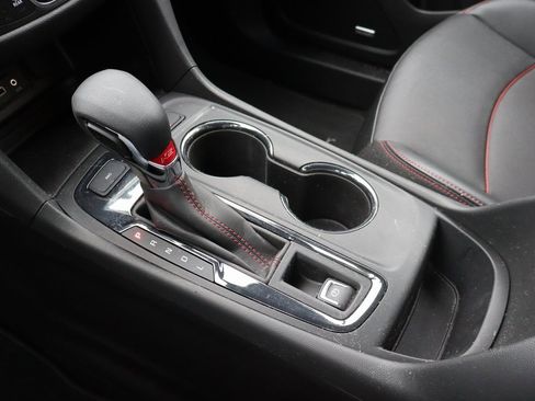 Used 2023 Chevrolet Equinox RS w/ RS Leather Package image 8