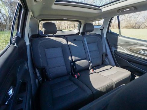 Used 2023 GMC Terrain SLE w/ Driver Convenience Package image 34