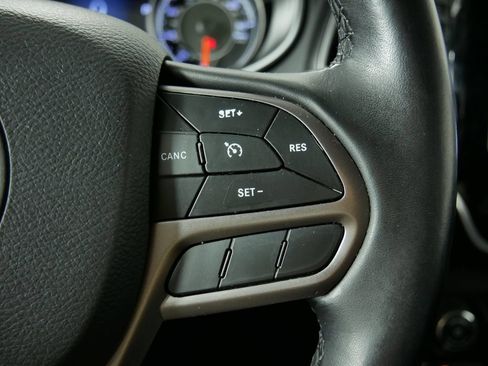 Used 2019 Jeep Cherokee Limited w/ Trailer Tow Group AWD/4WD image 26