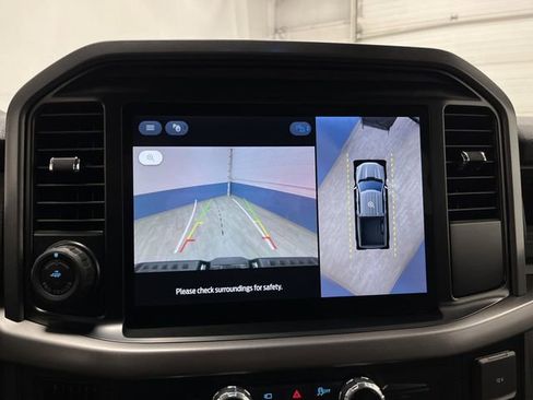 Used 2025 Ford F150 Lightning XLT image 10