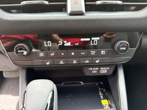 New 2026 Subaru Outback Limited AWD/4WD image 31