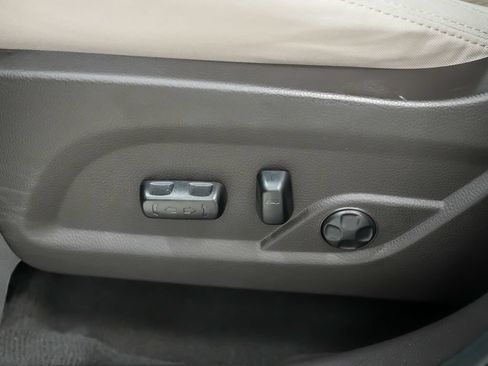 Used 2017 Hyundai Santa Fe Sport AWD/4WD image 21