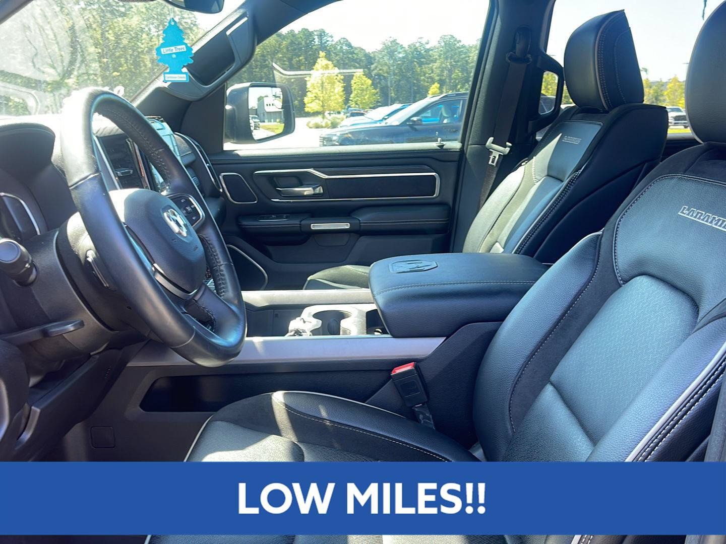 Used 2023 RAM 1500 Laramie AWD/4WD image 12