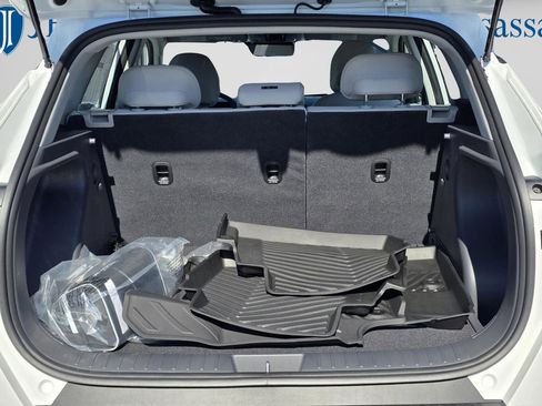 New 2026 Hyundai Kona SE image 8