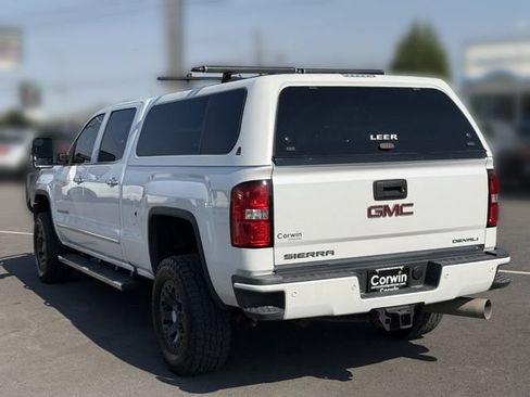 Used 2019 GMC Sierra 2500 Denali w/ Duramax Plus Package AWD/4WD image 13