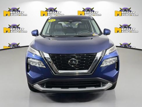 Used 2021 Nissan Rogue SV AWD/4WD image 2