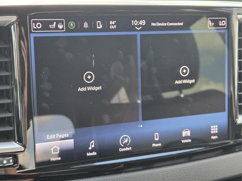 Used 2024 Chrysler Pacifica Touring-L FWD image 28