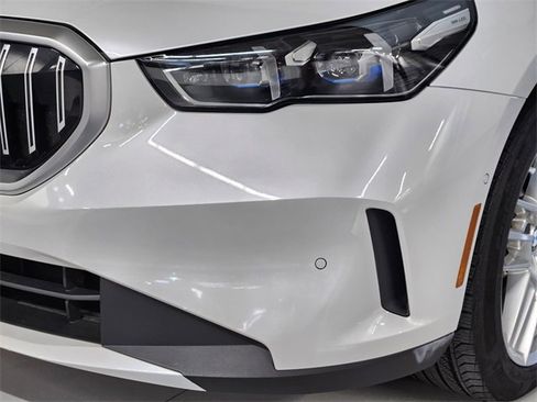 Used 2024 BMW 530i image 12