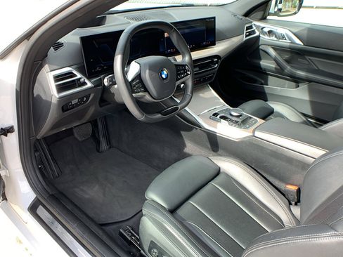 Used 2025 BMW 430i xDrive Convertible AWD/4WD image 10