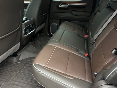 Used 2023 GMC Sierra 1500 Denali w/ Denali Reserve Package image 12