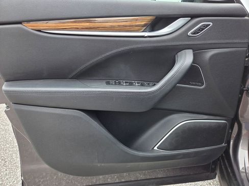 Used 2022 Maserati Levante GT image 34