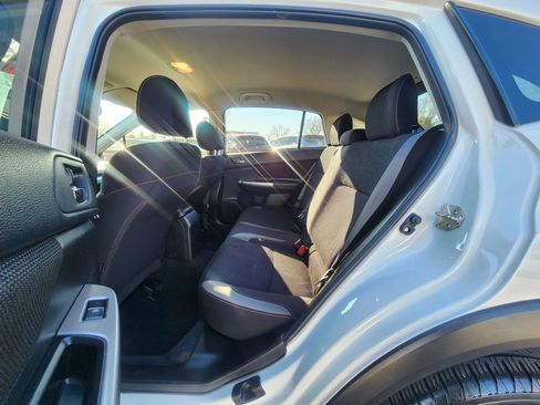 Used 2017 Subaru Crosstrek 2.0i Premium w/ Popular Package #1 image 18