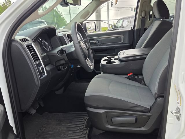 Used 2023 RAM 1500 Classic SLT w/ Electronics Group AWD/4WD image 5