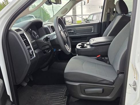 Used 2023 RAM 1500 Classic SLT w/ Electronics Group AWD/4WD image 5