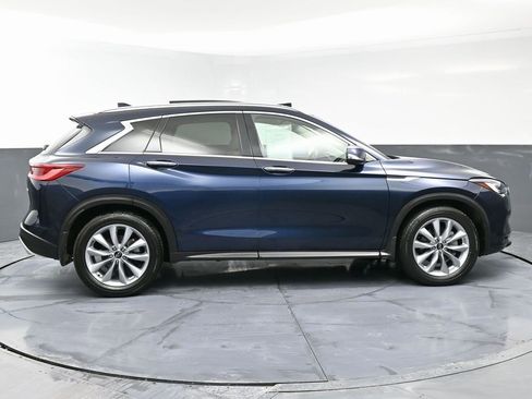 Used 2022 INFINITI QX50 Essential image 8