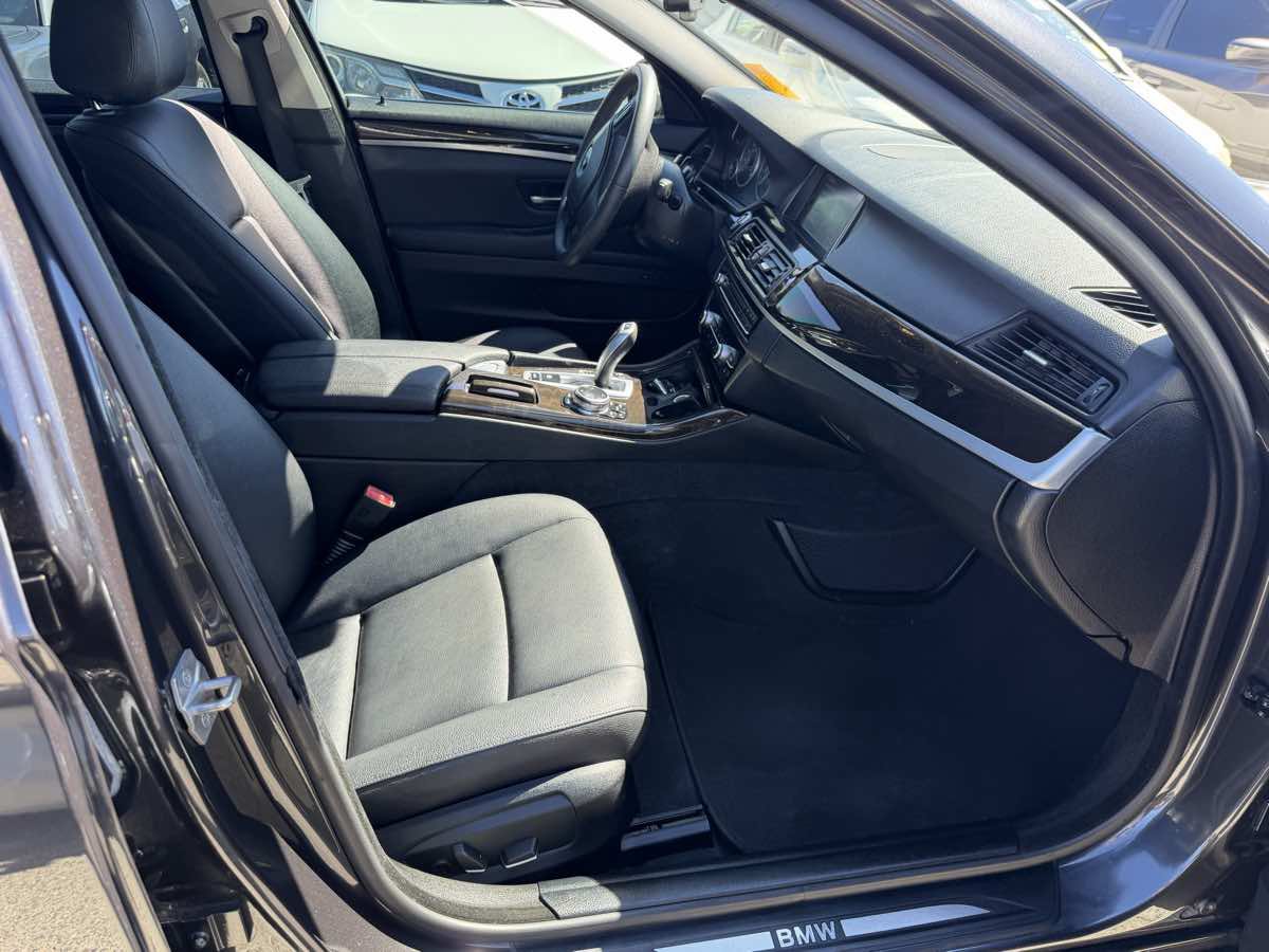 Used 2014 BMW 528i Sedan RWD image 29