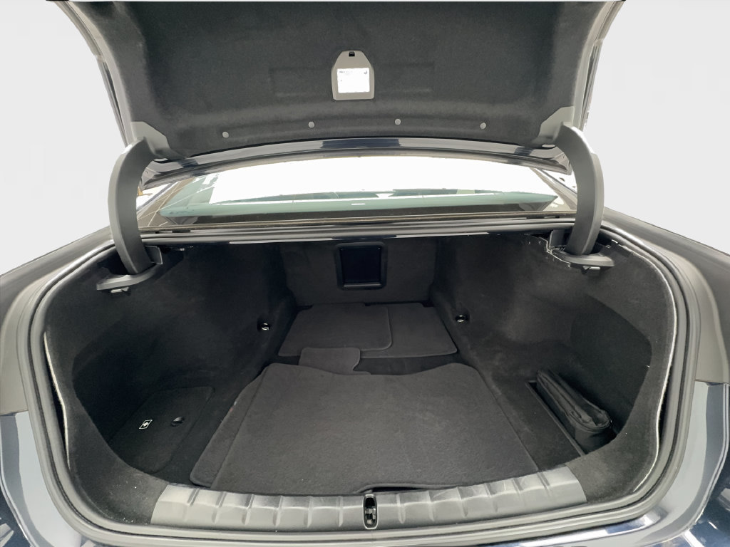Used 2024 BMW 740i RWD image 19