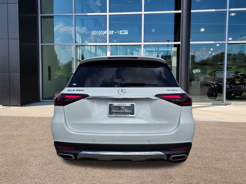 Certified 2024 Mercedes-Benz GLE 350 4MATIC image 4