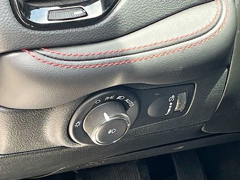 Used 2023 Dodge Durango R/T AWD/4WD image 10