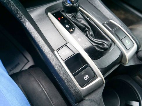 Used 2019 Honda Civic LX image 18