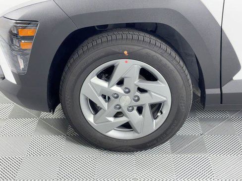 New 2026 Hyundai Kona SE image 12