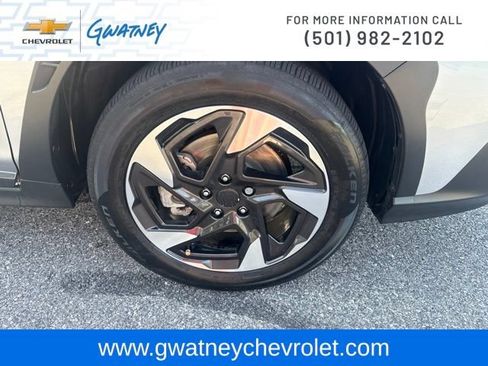 Used 2025 Subaru Crosstrek 2.5i Limited AWD/4WD image 12