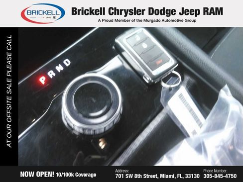 Used 2023 Jeep Grand Cherokee L Laredo RWD image 9