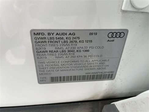 Used 2020 Audi Q5 2.0T Premium w/ Convenience Package image 26