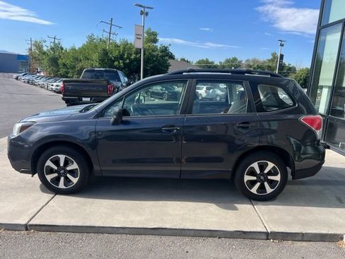 Used 2017 Subaru Forester 2.5i w/ Alloy Wheel Package AWD/4WD image 3