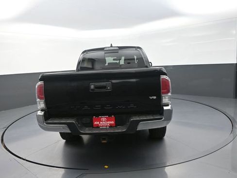 Used 2021 Toyota Tacoma TRD Off-Road AWD/4WD image 61