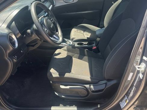 Used 2024 Kia Forte LXS FWD image 2