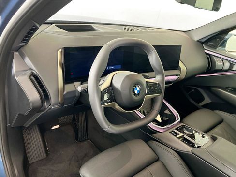 Certified 2025 BMW X3 xDrive30 w/ Premium Package AWD/4WD image 10
