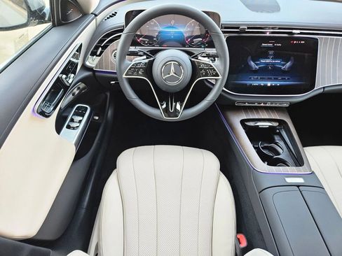 New 2026 Mercedes-Benz E 350 4MATIC Sedan image 13