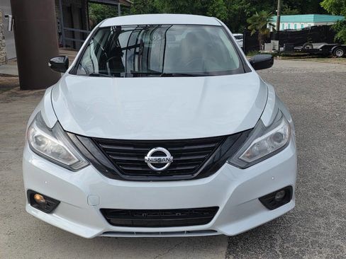 Used 2018 Nissan Altima 2.5 SR w/ SR Midnight Edition FWD image 8