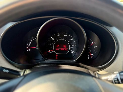 Used 2018 Kia Soul image 19