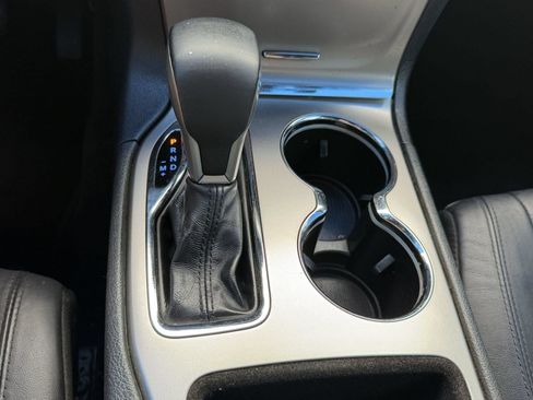 Used 2018 Jeep Grand Cherokee Limited RWD image 19
