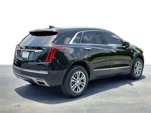 Certified 2023 Cadillac XT5 Premium Luxury FWD image 3