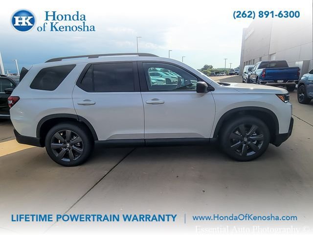 New 2026 Honda Pilot Sport image 4