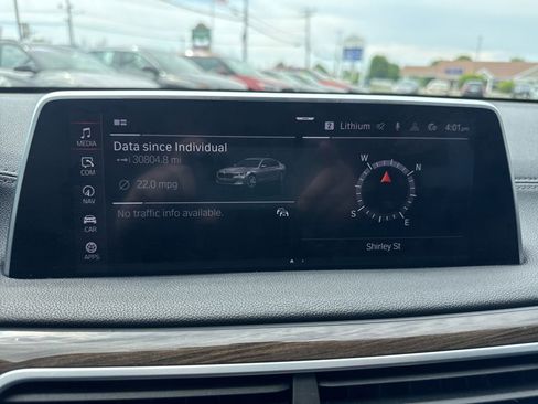 Used 2020 BMW 740i RWD image 26