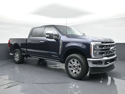 Used 2024 Ford F250 Lariat w/ Lariat Ultimate Package AWD/4WD image 2